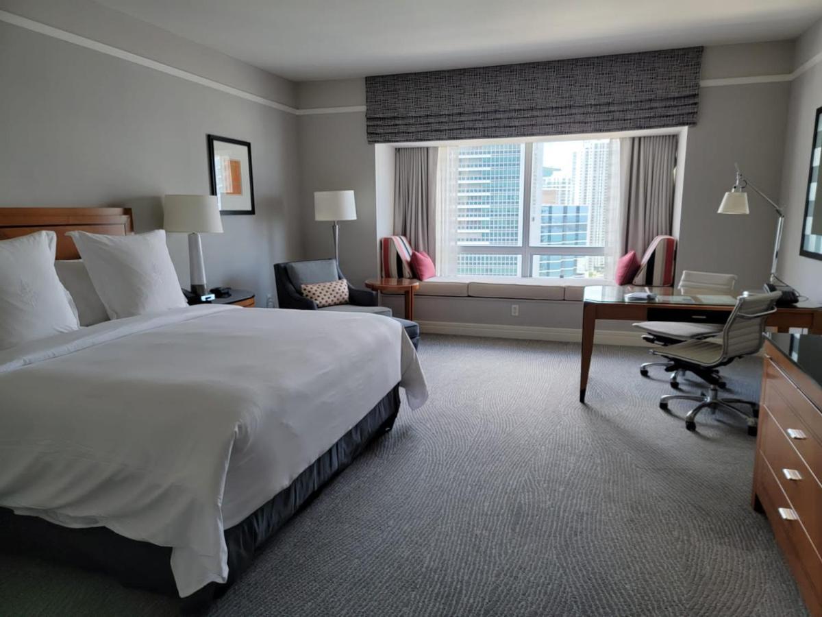 Four Seasons Suite Маями Екстериор снимка