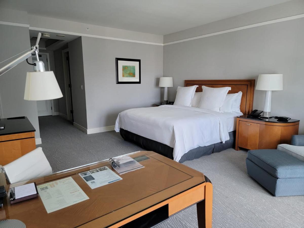 Four Seasons Suite Маями Екстериор снимка